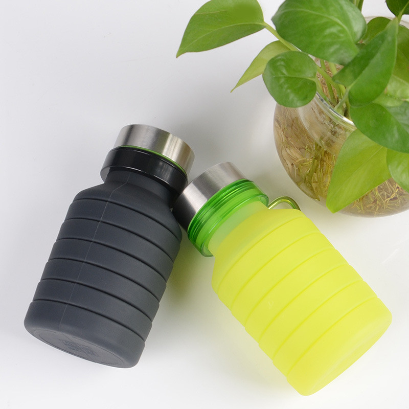 Silicone Outdoor Sports Folding Water Bottle 560ml Logo Customized