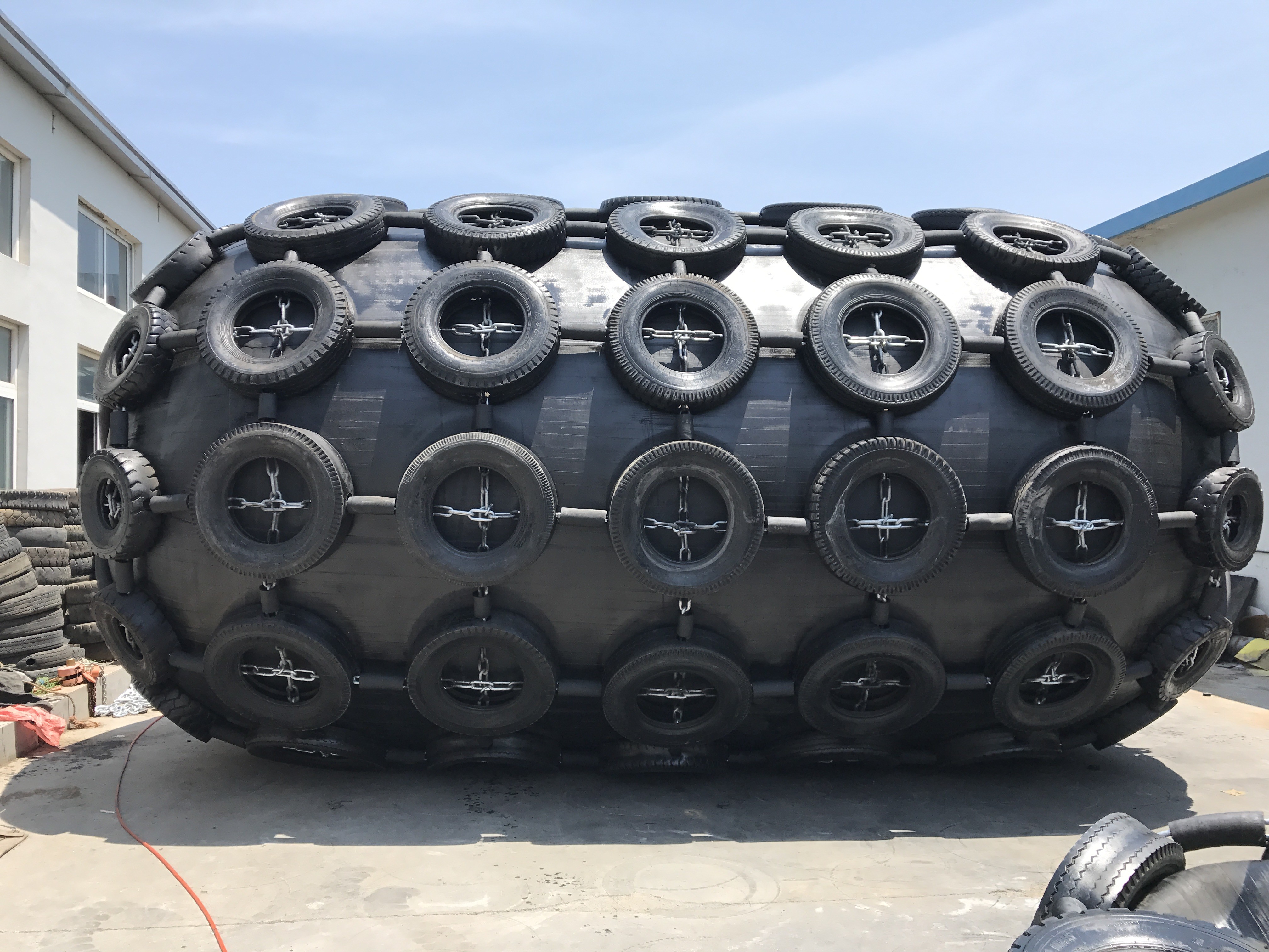 Customized Pneumatic Yokohama Rubber Fenders Sling Type 5~10 Layer