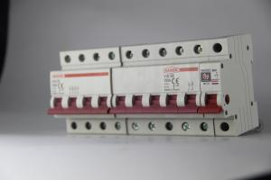 China VIS100 Main Switch Isolator CE/RoHS Certified 100A Main Switch Isolator, 50/60 Hz Rated Frequency on sale