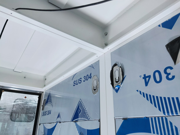 AS-2040D-2.2-AD Cleanroom Air Shower with Double-leaf Sliding Doors