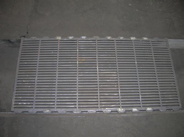 Black Steel Cast Iron Drain Grates / Metal Grate Flooring For Pig Farrowing