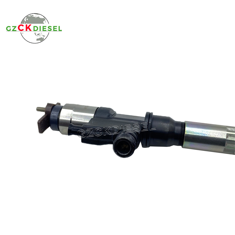 Diesel Fuel Injector 095000-6367 0950006367 8-97609788-7 8976097887 for ISUZU 4HK1 Engine
