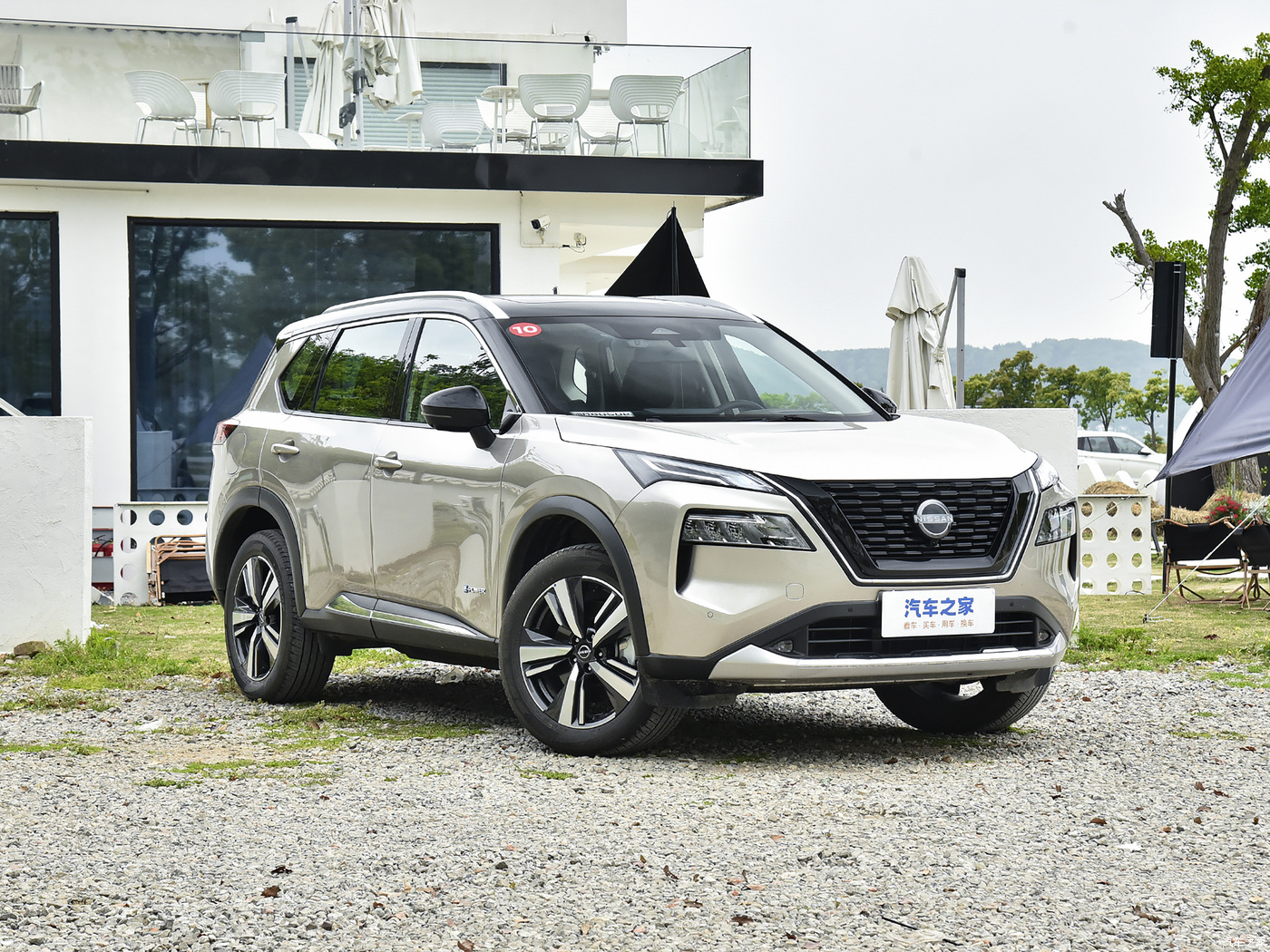 Nissan X Trail Hybrid E-Power Dual Motor 4WD Petrol Electric Luxury Max and Length * Width * Height 4770*1895*1689mm