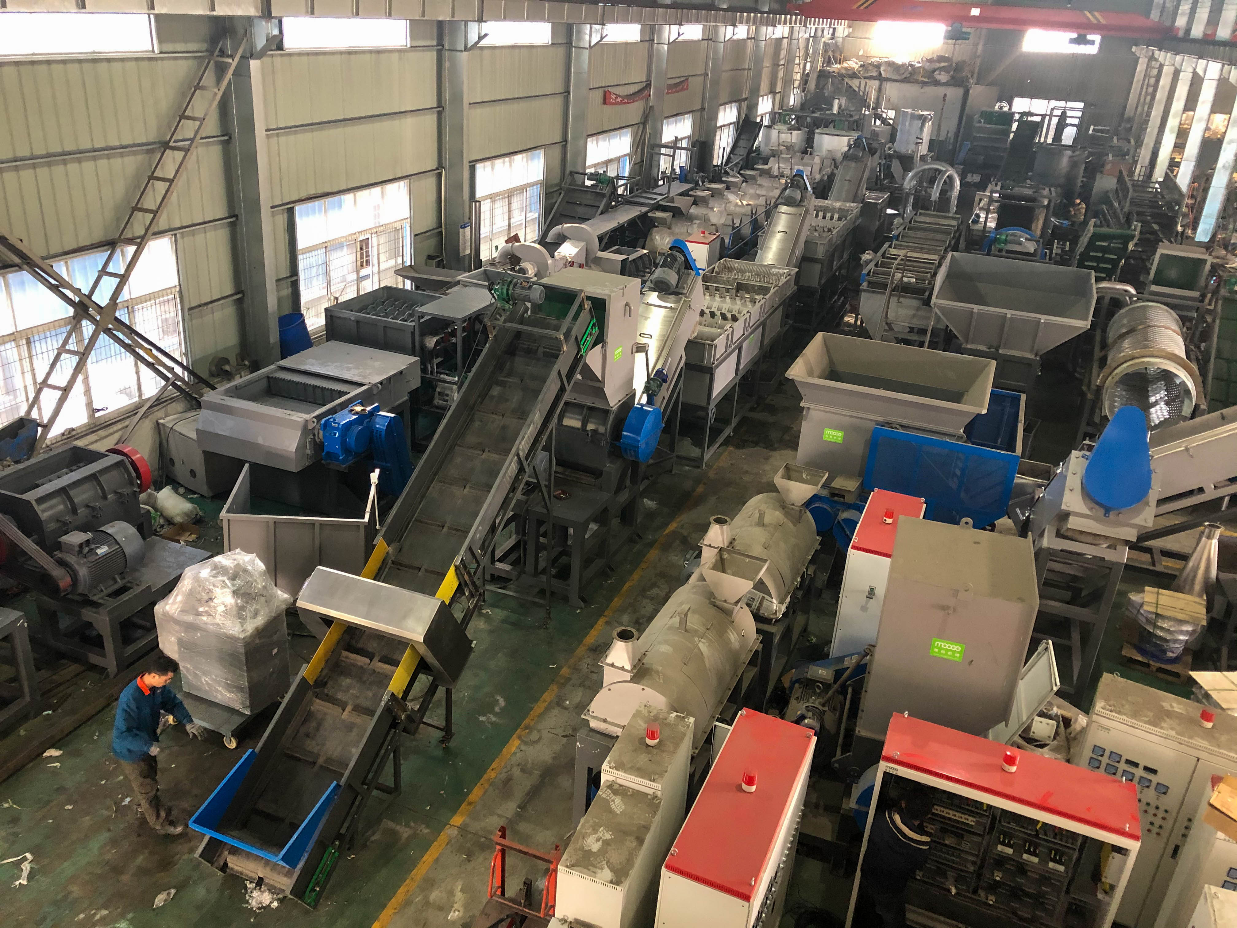 300-1000kg/H HDPE Film Recycling Machine Farms PE Granulator Machine