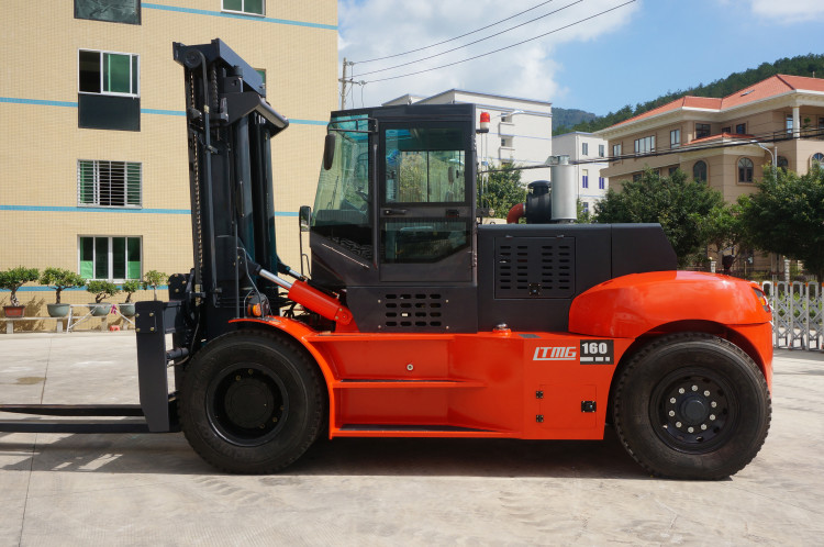Quick Smooth Lifting 16 Ton Forklift Warehouse Lifting Equipment FD160