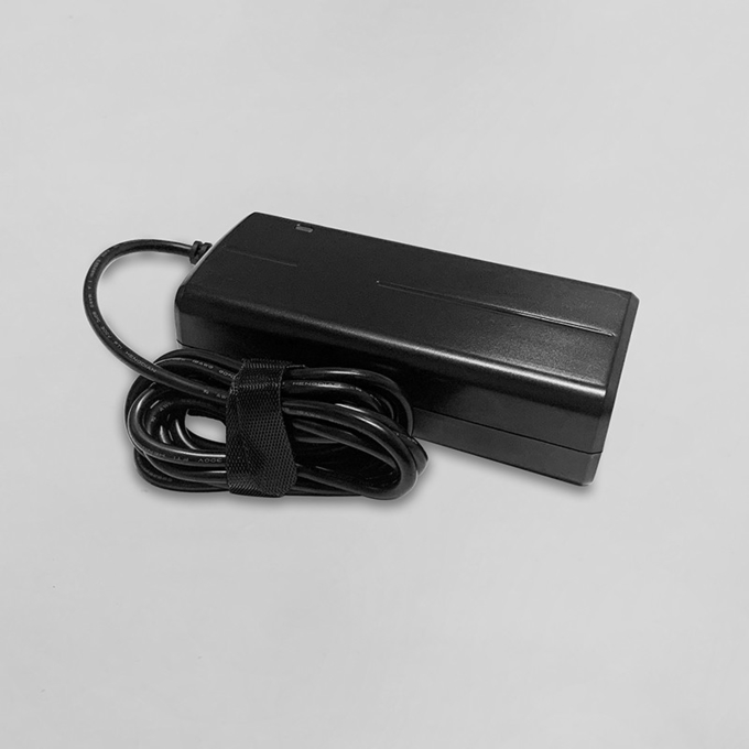 OEM 12V 5A AC Power Adapter Custom 65W Power Adapter Power Supply
