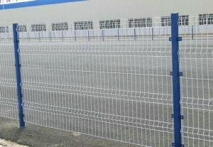 Quality Wrought Iron Waterproof Mini Mesh Chain Link Fence wholesale