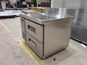 Quality Under Counter Table 2-Drawer Refrigerator Commercial Kitchen Equipment wholesale