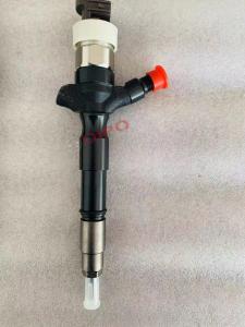 Quality Low Emission HILUX Toyota Fuel Injector 23670- 09330 wholesale