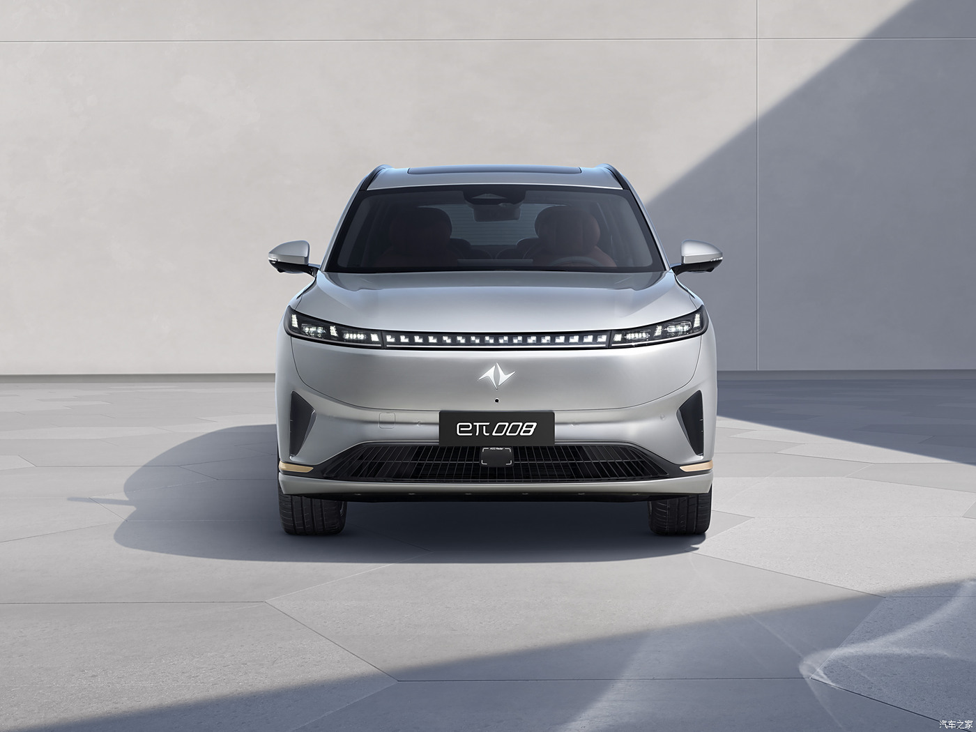 Fast Charge 0.47 Hours Dongfeng Yipai 008 636Max Pure Electric SUV for Chinese Market