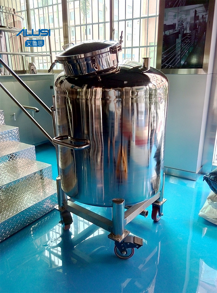 High Quality Sanitary SUS304 Liquid Storage Tank Stainless Steel Oil Tank