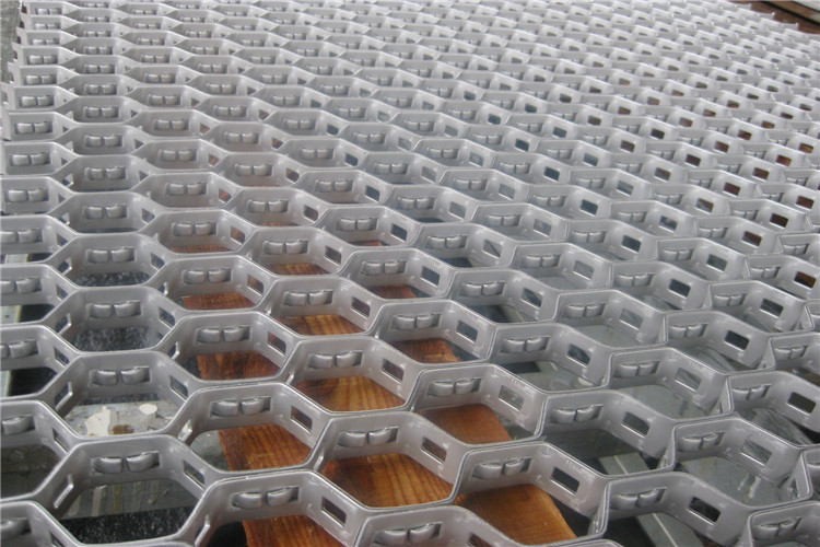Sample Available Hexmesh Refractory Made of Low-Carbon Steel or Stainless Steel