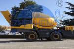 2.5m3 Self Loading Concrete Mixer
