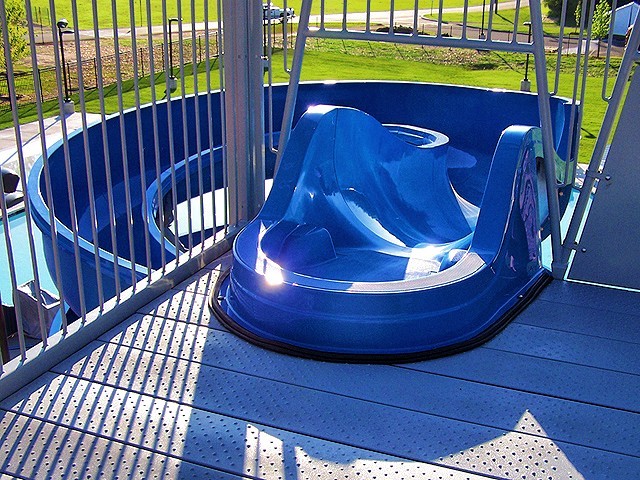 Outdoor Commercial In Ground Swimming Pool Small Fiberglass Water Slide