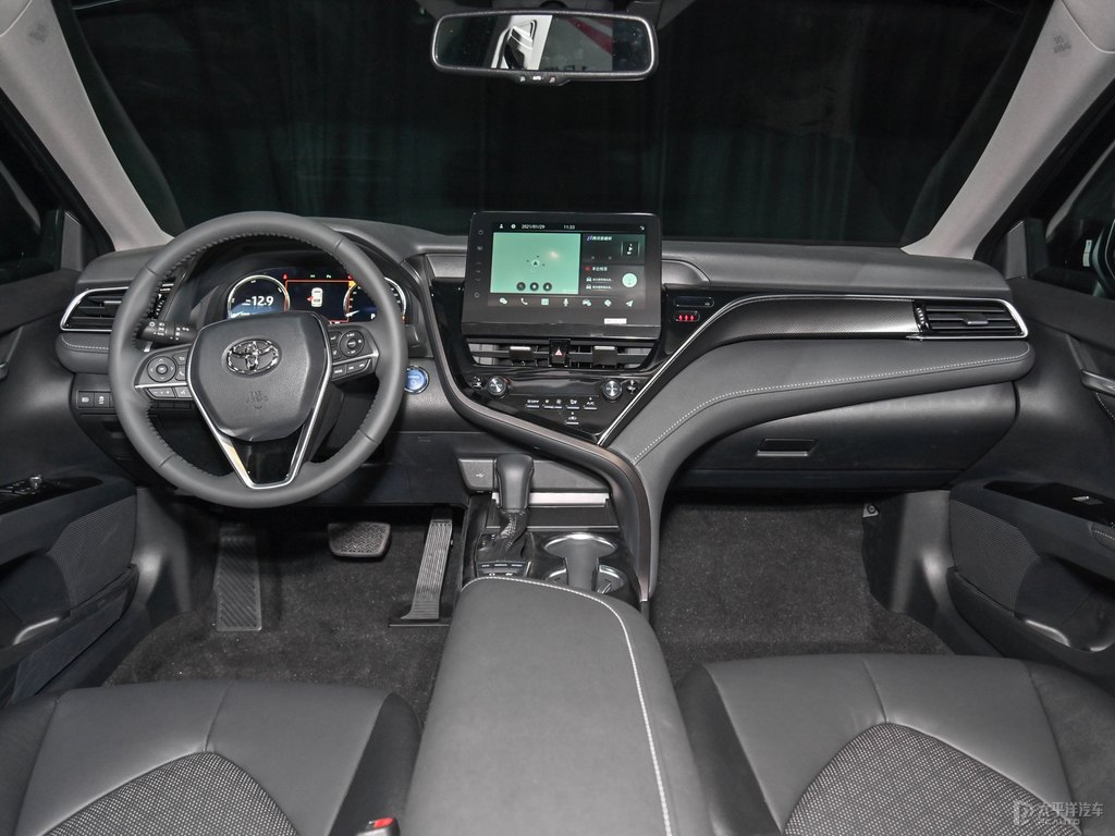 2023 Sport 5 Seats 2.0L Ca-mry To-yota Petrol Cars Electric Driver's Seat Adjustment and 10 Speed Automatic Transmission