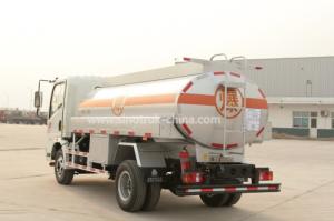 Quality Sinotruk Light Duty Commercial Trucks / 4×2 Fuel Delivery Truck 6 Wheels wholesale