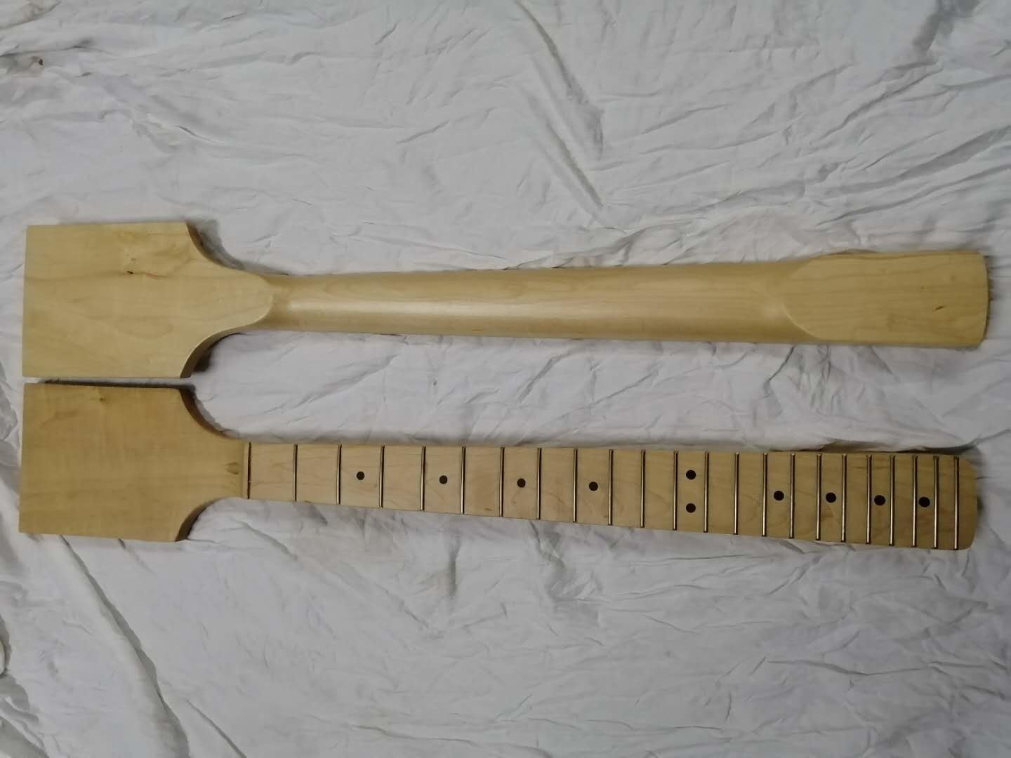 Custom Grand 22 Fret Roasted Maple Electric Guitar Neck for Handmade Tele Guitar Kits Gloss Finished with Bone Nut