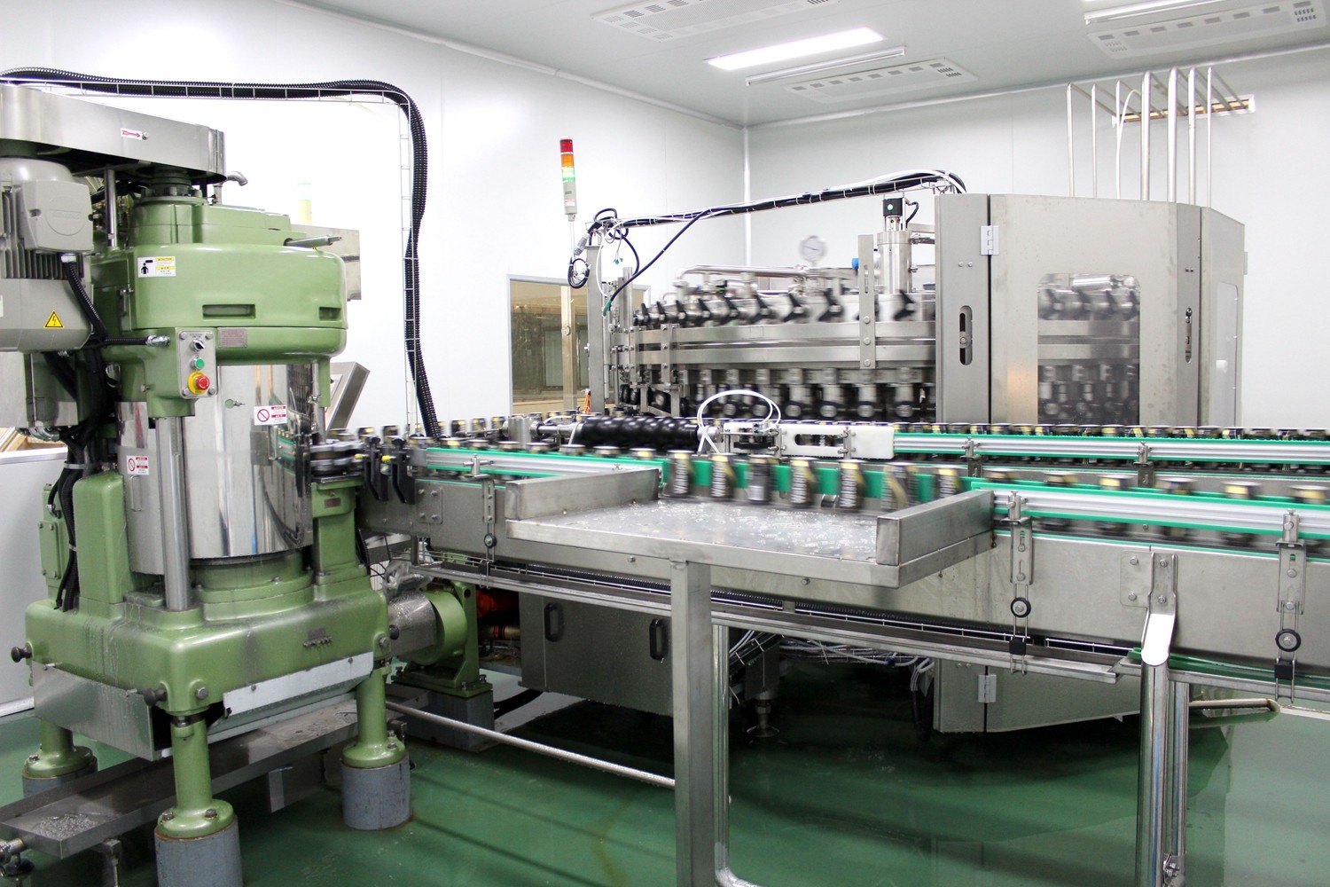 Pulp Beverage 330ml Energy Drink Filling Machine