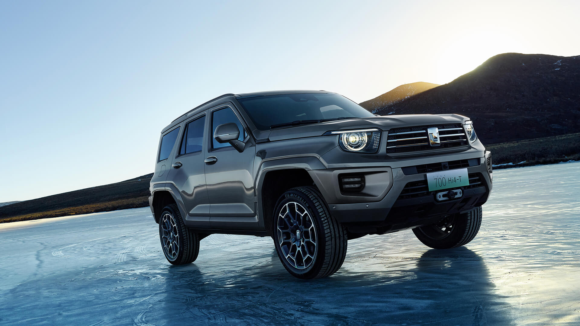 Max Speed 190km/h 2024 Great Wall Tank 700 Hybrid Hi4-T Off-Road SUV 3.0T AWD Electric Car with Plug-in Hybrid Energy Type