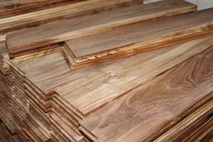 Quality Natural Rustic small leaf acacia hardwood flooring wholesale