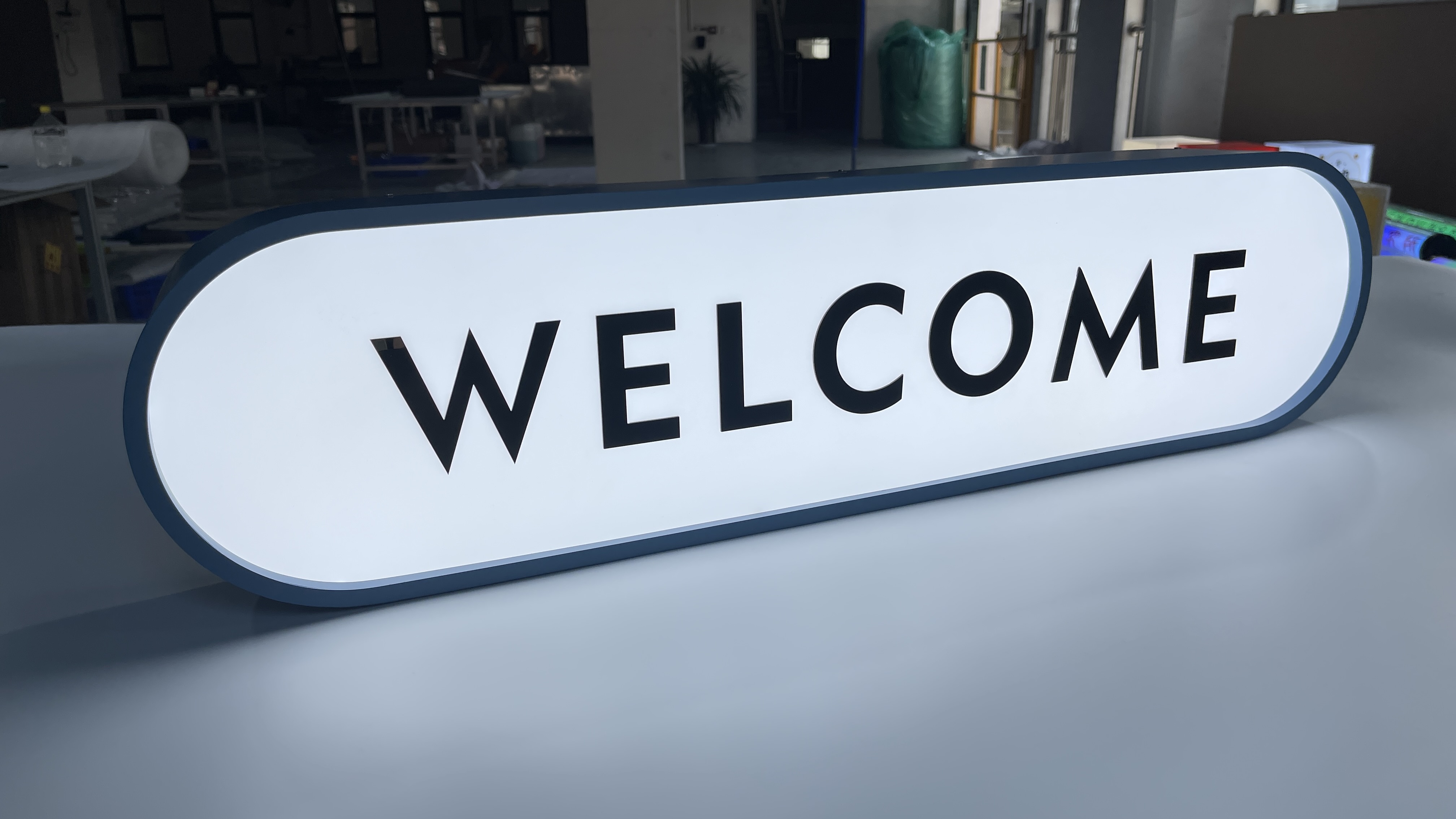 Customized Round Acrylic Vacuum Blisters Led 3D Letters Outdoor Light Box for Outdoor