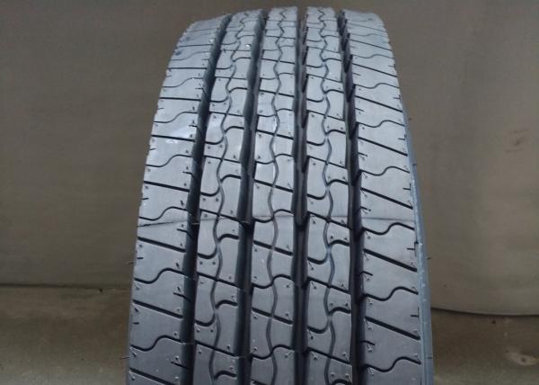 Compact Size Tyres For Trucks And Buses , Truck Bus Radial Tyres 9R22.5 All