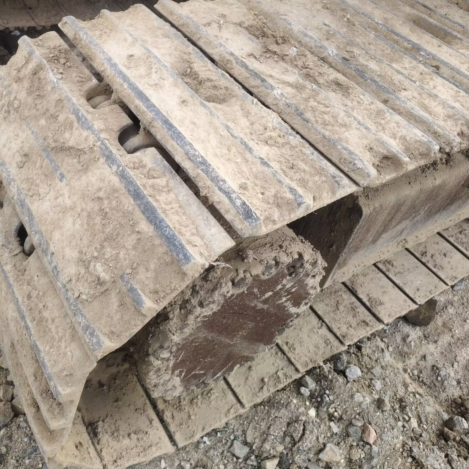 Komatsu PC220-7 Hydraulic Crawler Excavator 22 Ton Class
