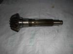 16Y-15-00061 Output Shaft Komatsu Bulldozer