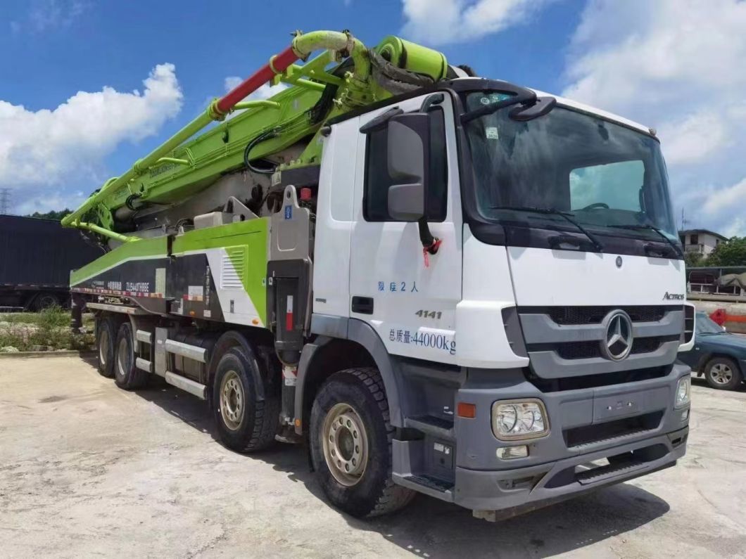 Good Original Condition 2019 Zoomlion 56m Concrete Pump Beton Pump on Benz Truck for Ready Mix