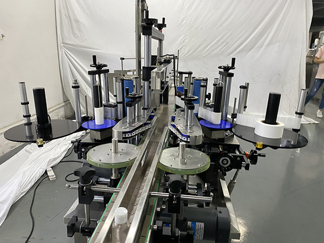 380V Double Sided Bottle Labeling Machine Rustproof Multifunctional