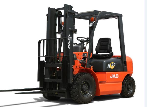 2 Tons Rated Capacity Diesel Forklift Truck Lifted Diesel Trucks With Excellent