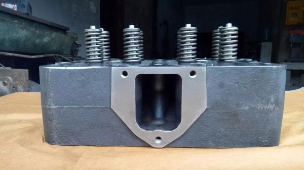 Cummins nt855 K38 K19 n14 l10 diesel cylinder head