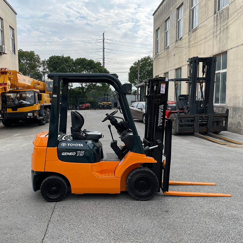 Fork Width 125 3m Lifting 2 Door Frame Japan Engine Diesel 10 Ton Forklift Truck