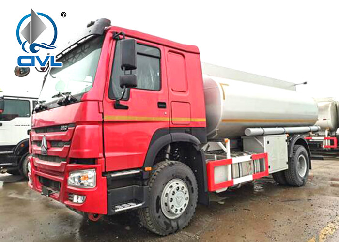 China 4x2 Mini Oil Tank Truck / Fuel Tank Truck / Fuel Oil Delivery Trucks For Sale