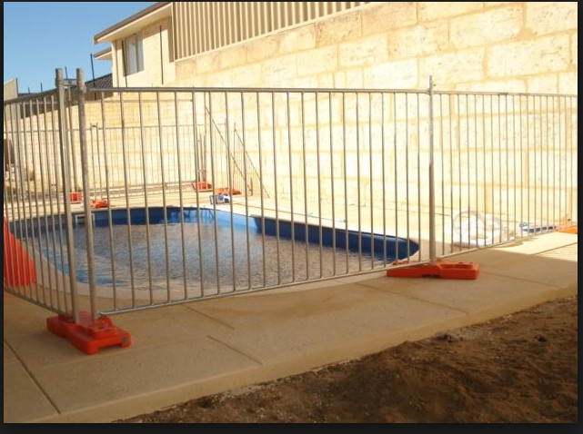 PVC Coated Temporary Mesh Fence Galvanized Wire Construction Site Fencing with best price