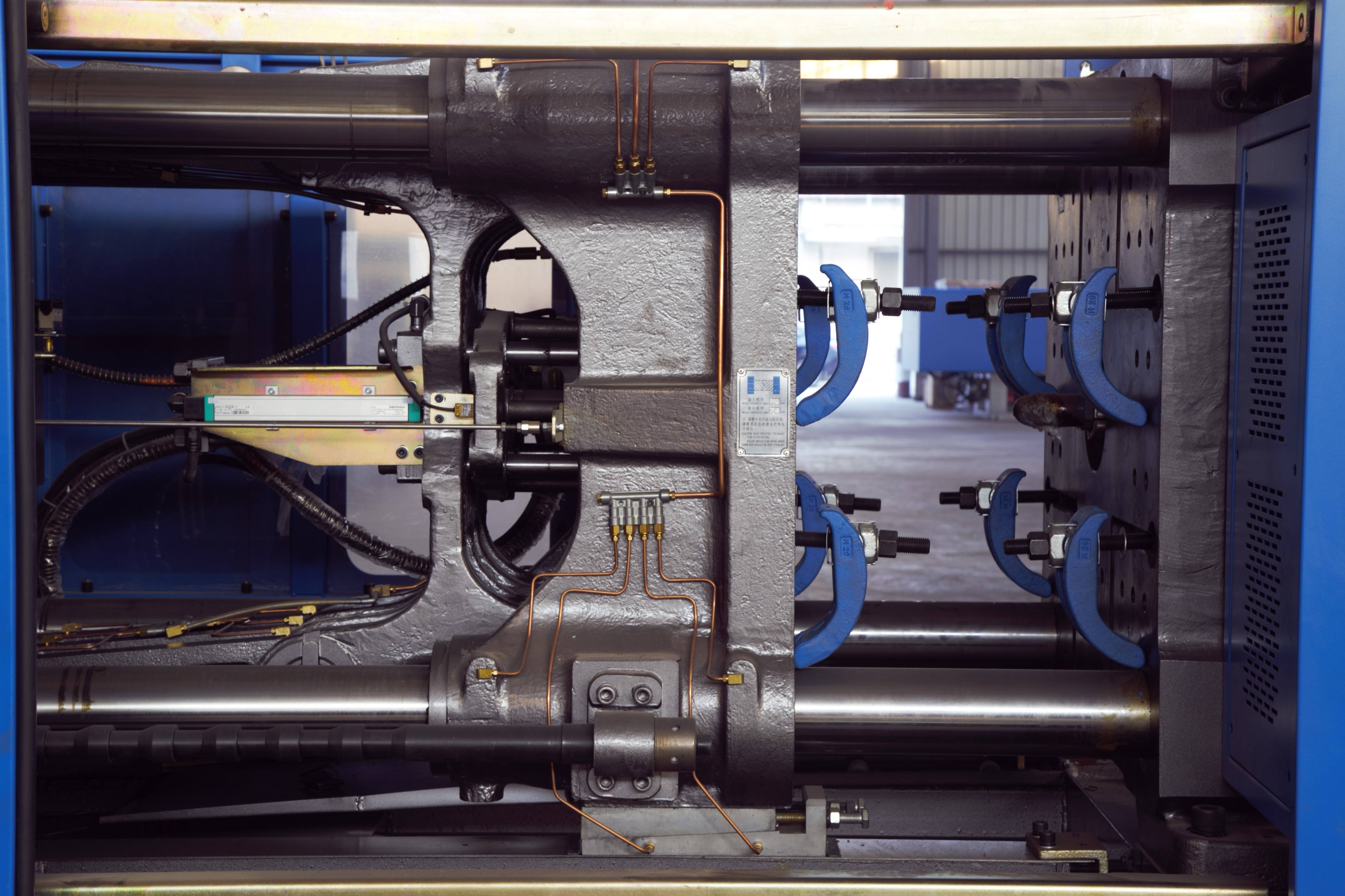Bottle Cap Molding Plastic Ceramic Injection Moulding Machine