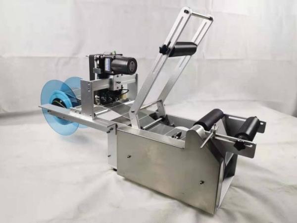 Cheap Semi Automatic Manual Round Bottle Labeling Machine Sticker Small Tabletop for sale