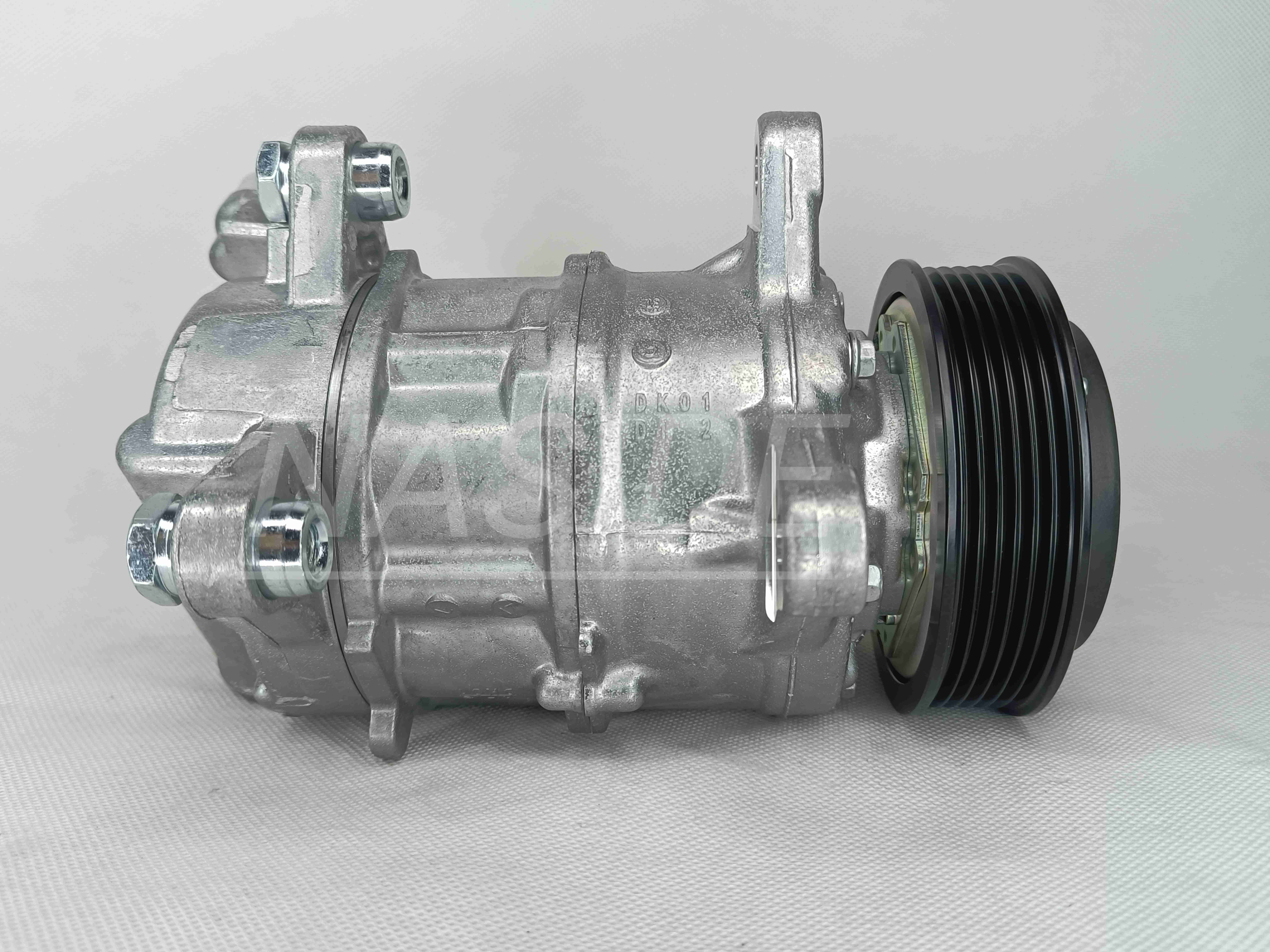 Auto AC Conditioning Compressor For BMW F48 64529299328 64526826879 DS86023