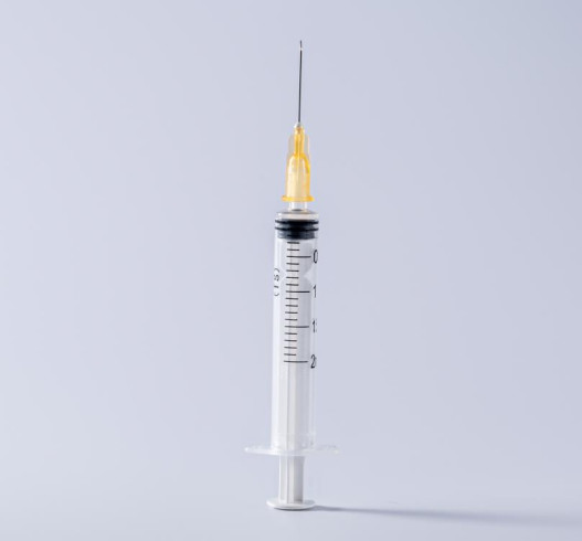 Luer Lock Medical Disposable Syringe With Safety Needle Different Size