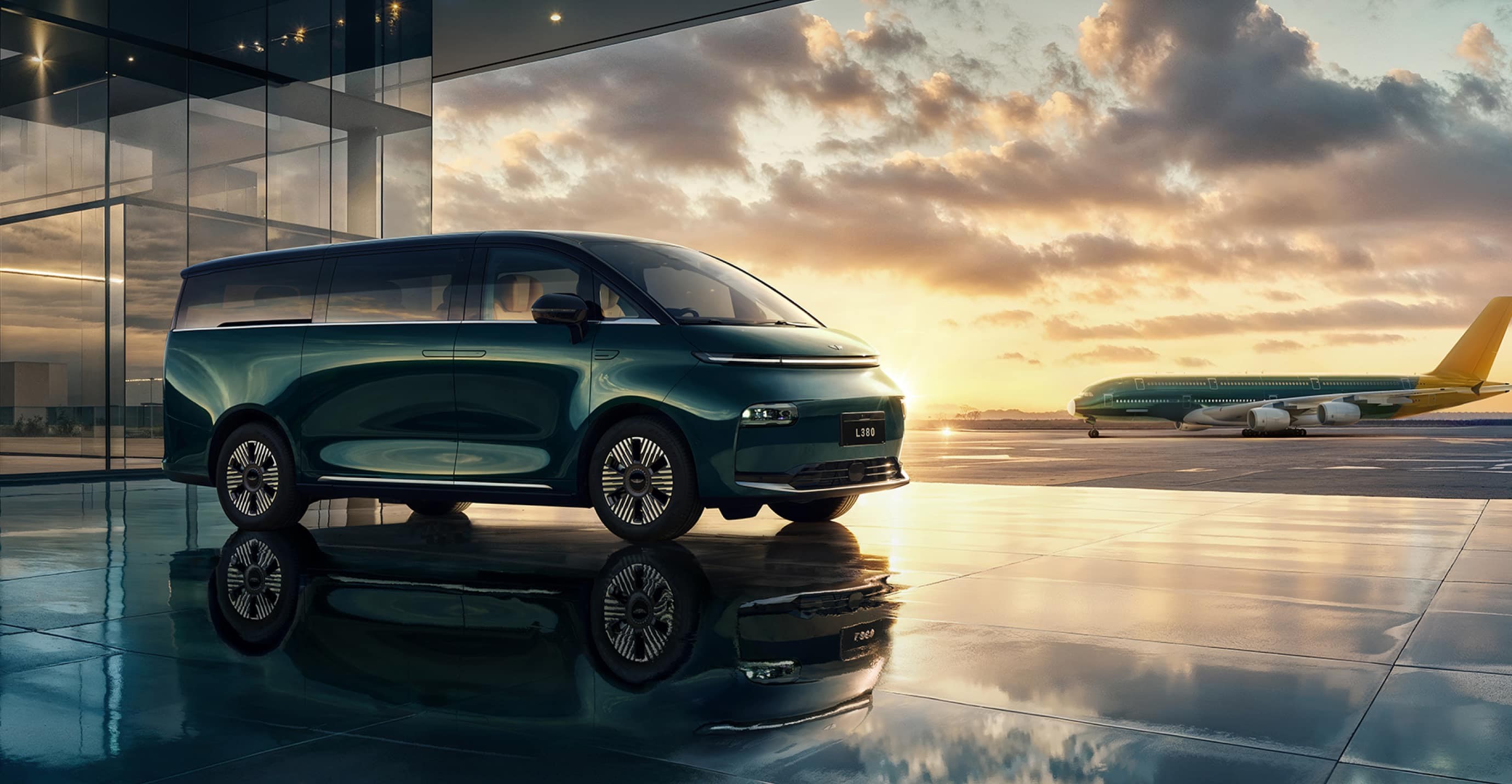 5-Door 6-Seater Body Structure 2024 LEVC L380 Pure Electric MPV with Length * Width * Height of 5316x1998x1940MM