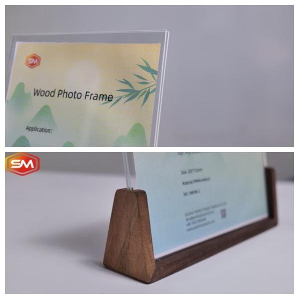 High Light Transmission Acrylic Photo Stand With Wood Base Eco-friendly