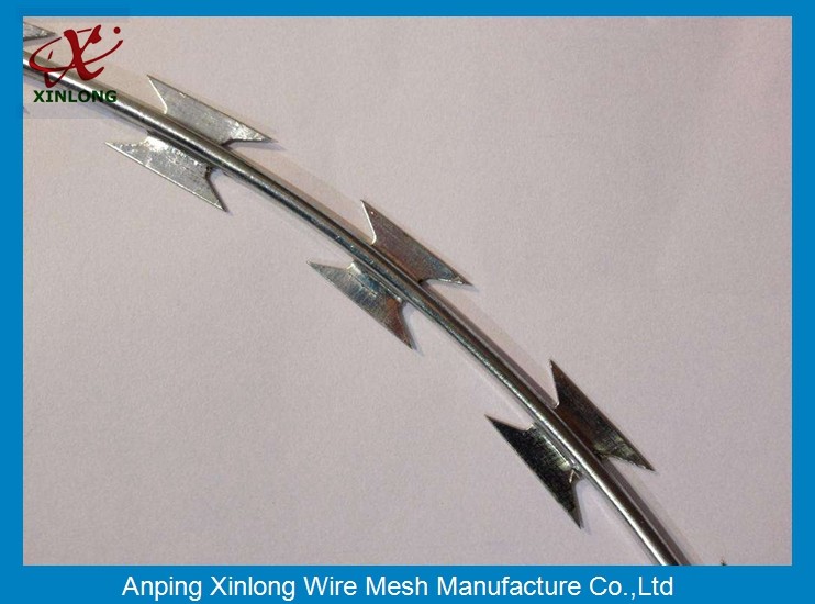 CBT BTO Razor Barbed Wire For Airport And Railway With Single Or Cross Coil