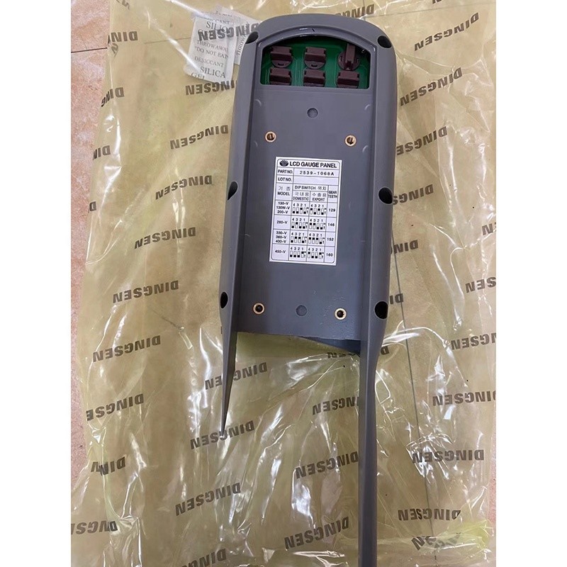 2539-1068A Doosan LCD Gauge Excavator Monitor DH220-5 Display Screen Panel