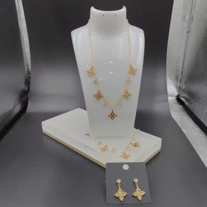 Quality Newest Gold Color Stainless Steel Earring ,Necklace , Bracelet Sets with stone For Lady , shinning , wholesale