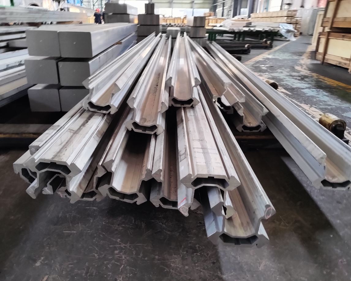 Mining Industry Usage atlas BMH2000 Feed Beam Profiles Aluminium Extruded Profiles