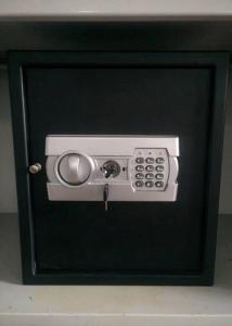 Quality Black Powder Coated Small Gun Safe LG-522 Digital Entry For Personal User wholesale