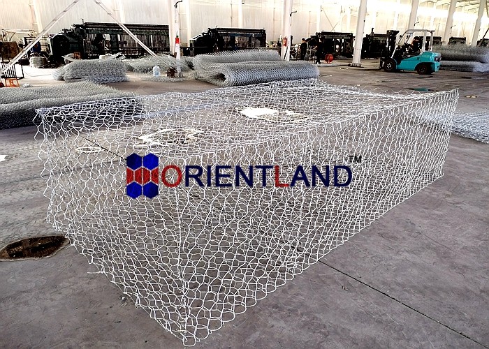 Zinc Al Alloy 80*100mm Woven Mesh Gabion Wire Baskets For River Control