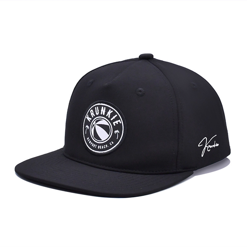 Curved Visor Embroidered Baseball Caps 6 Panel Custom Eyelets