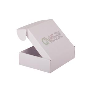 Quality Custom Logo White Packaging Paper Box Hot Stamping 250gsm 300gsm wholesale