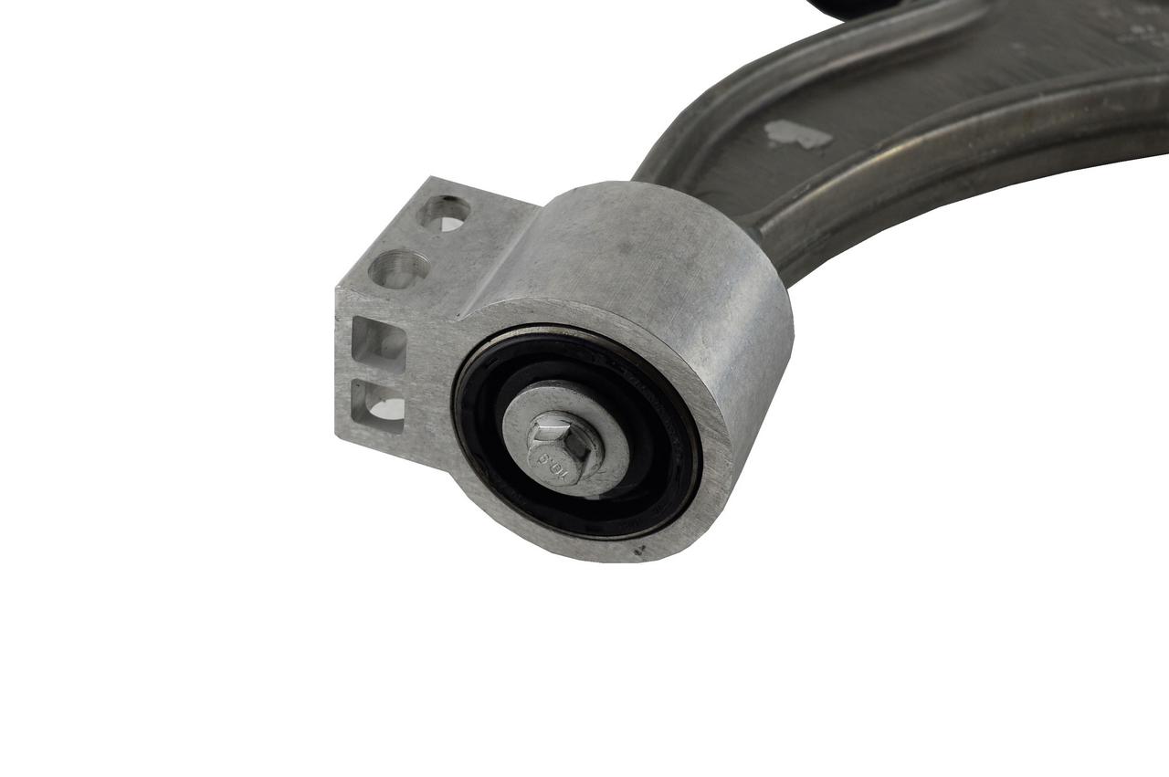 Front Lower Control Arm Right for Chevrolet Malibu Buick Regal 84248217 84248220 13360022 20835937 22854826